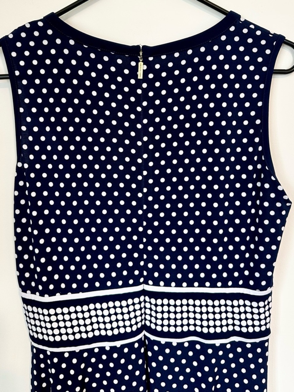 Michael Kors Polka Dot Midi Dress - Size: Medium - Picture 5 of 9